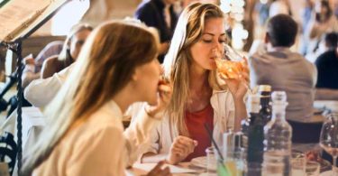 Quels sont les avantages d’une fontaine à eau pour votre restaurant ?