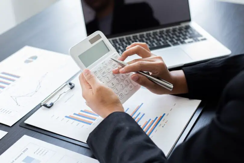 Calculer un crédit à la consommation : étapes et conseils pour un prêt adapté
