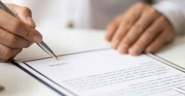 Comment rédiger un testament sans notaire ? Modèle et conseils pratiques