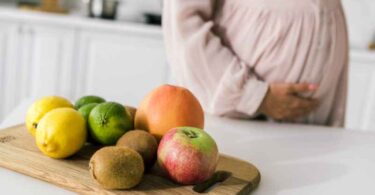 Les 3 fruits à éviter pendant la grossesse pour limiter les risques