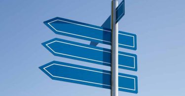 Panneau flèche directionnel personnalisé extérieur : comment bien le choisir pour votre entreprise ? EVISE