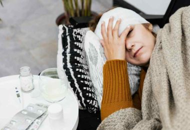 Délai de carence en arrêt maladie : 3 ou 7 jours ? Ce que dit la nouvelle loi-EVISE