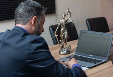 Divorce à l’amiable en ligne : avis, avantages et points de vigilance-EVISE