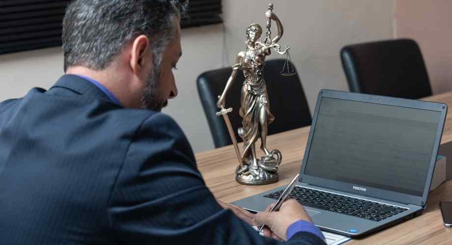 Divorce à l’amiable en ligne : avis, avantages et points de vigilance-EVISE