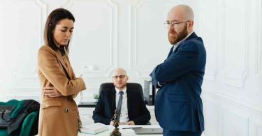 Quelles conséquences y a-t-il pour celui qui demande le divorce ?-EVISE