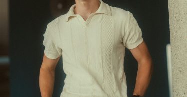 Polos Unis Pour Hommes : un guide élégant pour les professionnels modernes