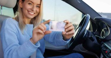 Comment connaître son nombre de points sur le permis de conduire ?-EVISE