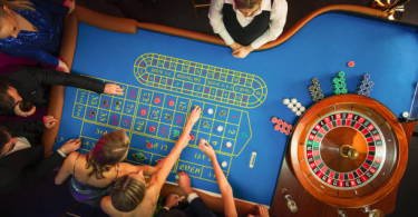 Casinos en ligne : pourquoi la Belgique et la France appliquent-elles des règles différentes ?