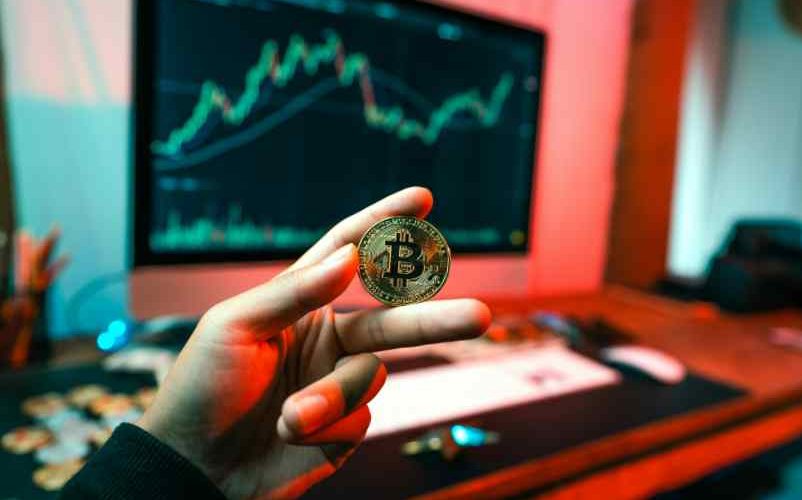 Découvrir les cryptomonnaies : par quelles questions commencer ? EVISE